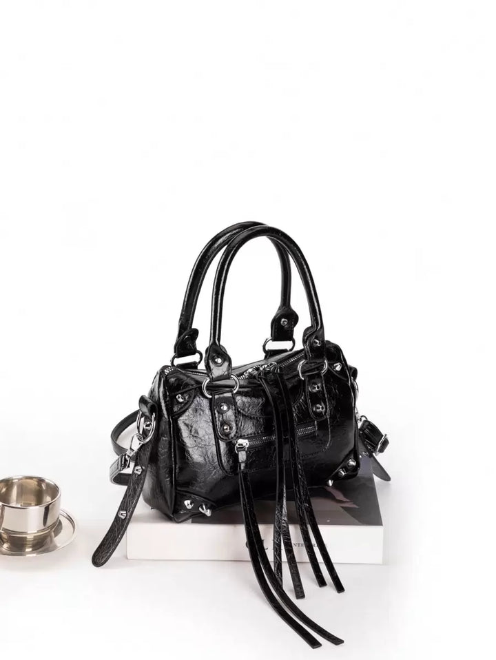bolsos con tachuelas