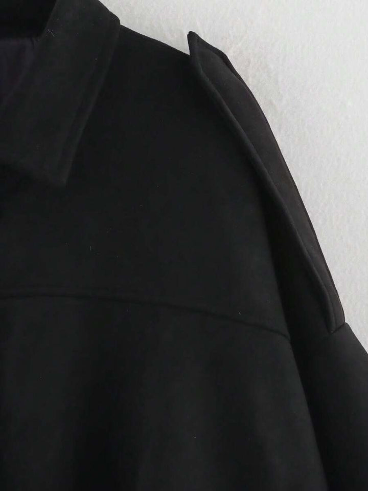 Elegante, chic y ligera chaqueta bomber para damas