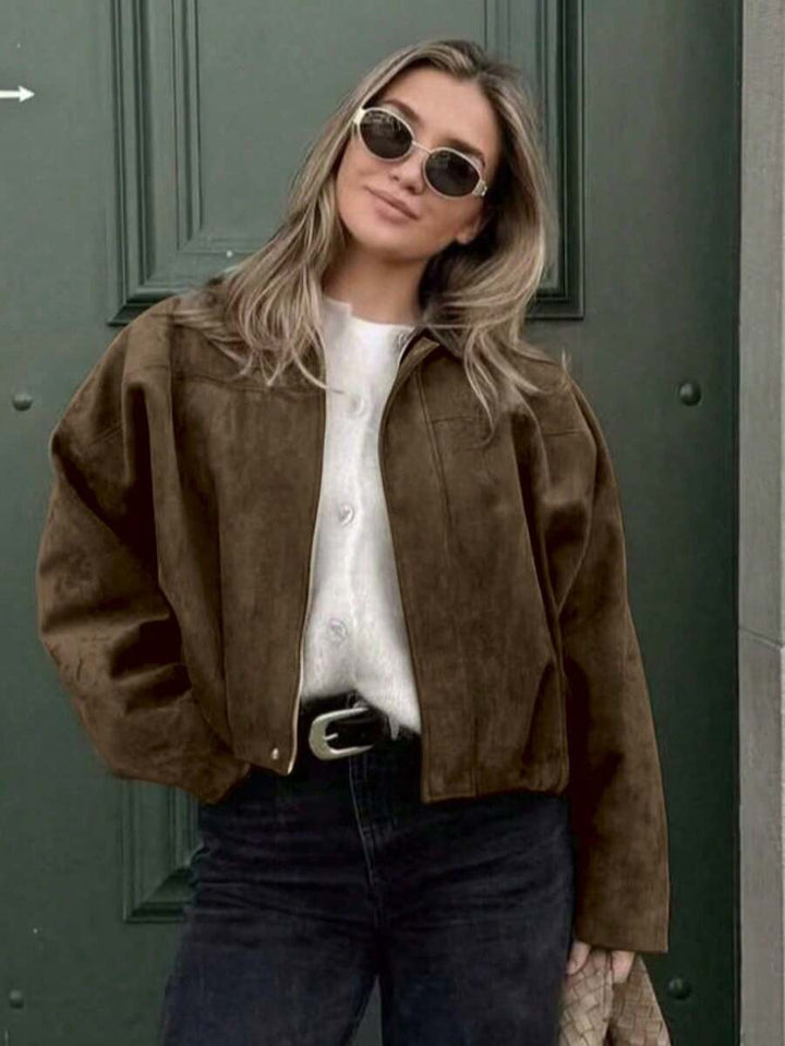 Elegante, chic y ligera chaqueta bomber para damas