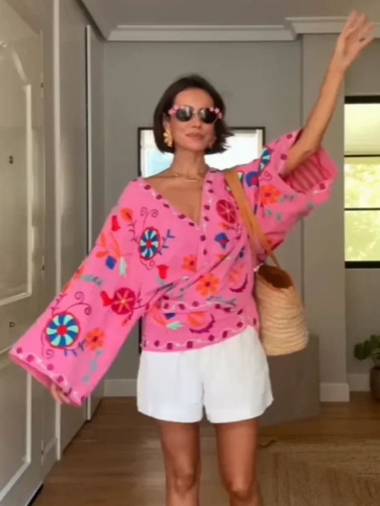 Růžový vyšívaný krátký kabát