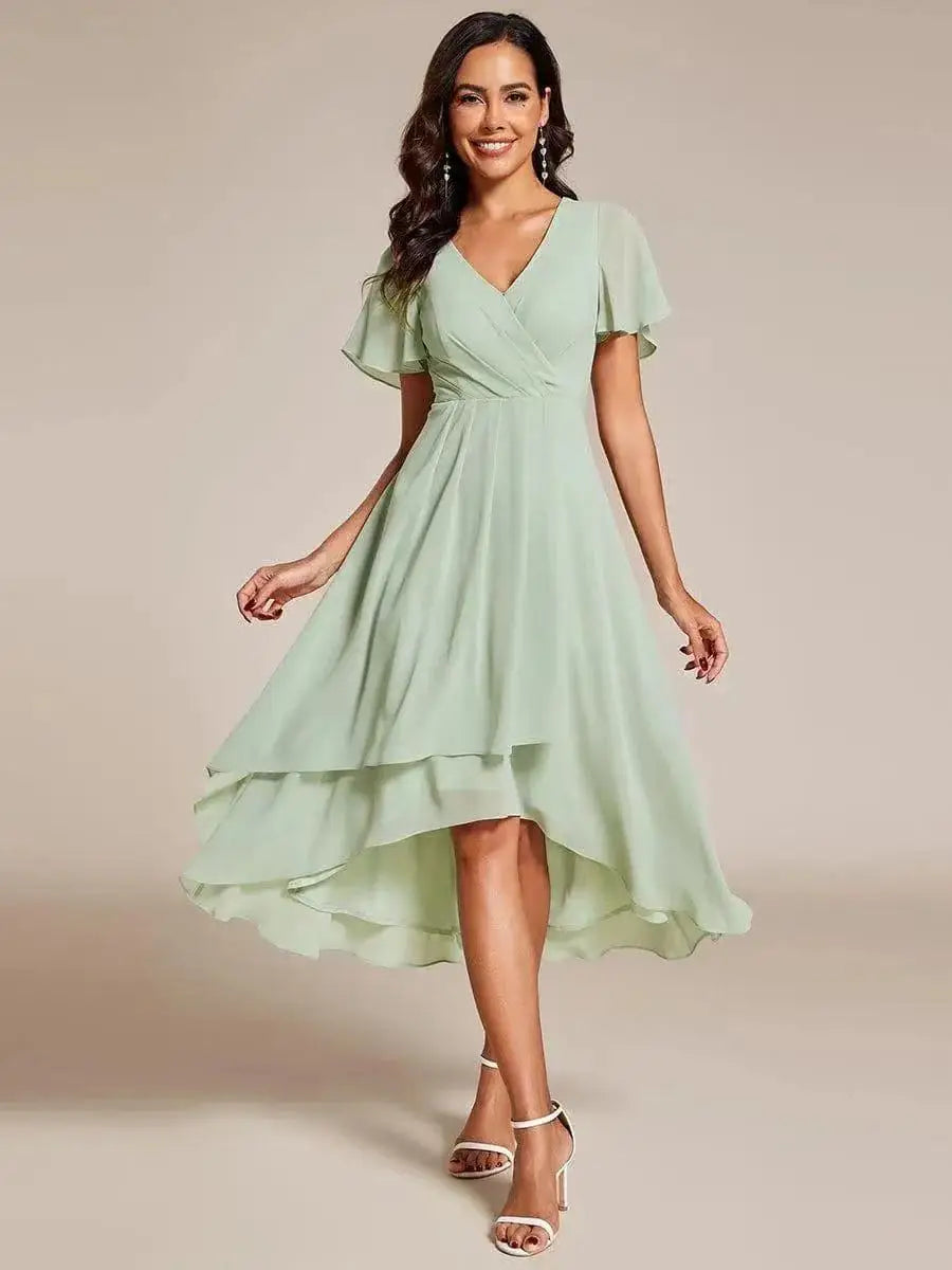 Julia | vestido de fiesta elegante sin mangas de chifón color sólido con cuello en V y volantes