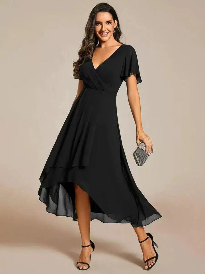 Julia | vestido de fiesta elegante sin mangas de chifón color sólido con cuello en V y volantes