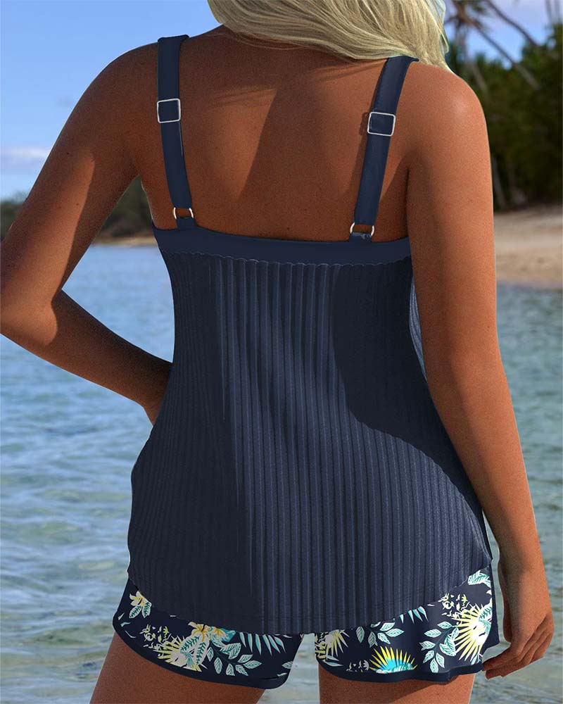 Bloom | Tankini de rayas con pantalones de playa a juego