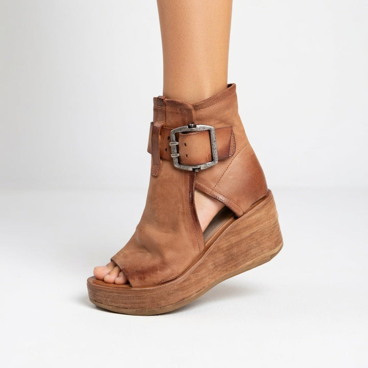 Noelia | Botines de cuña abiertos estilo moderno